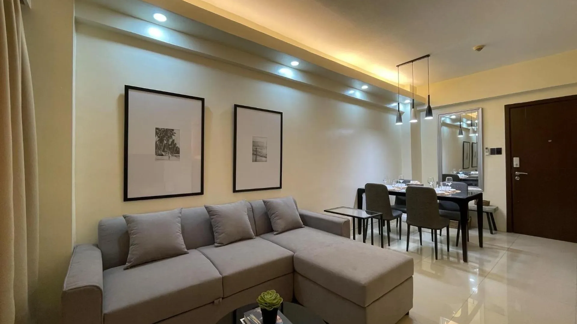 Newport City Rentals Манила Филиппины
